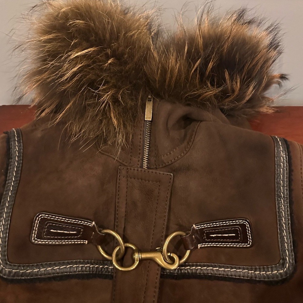 Coach Brown Suede Shearling Toggle Coat Fur Hood  * flaw Designer READ Size 6 - Picture 5 of 16